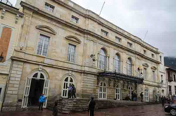 36 - Colombia - Bogota - teatro de Cristobal Colon